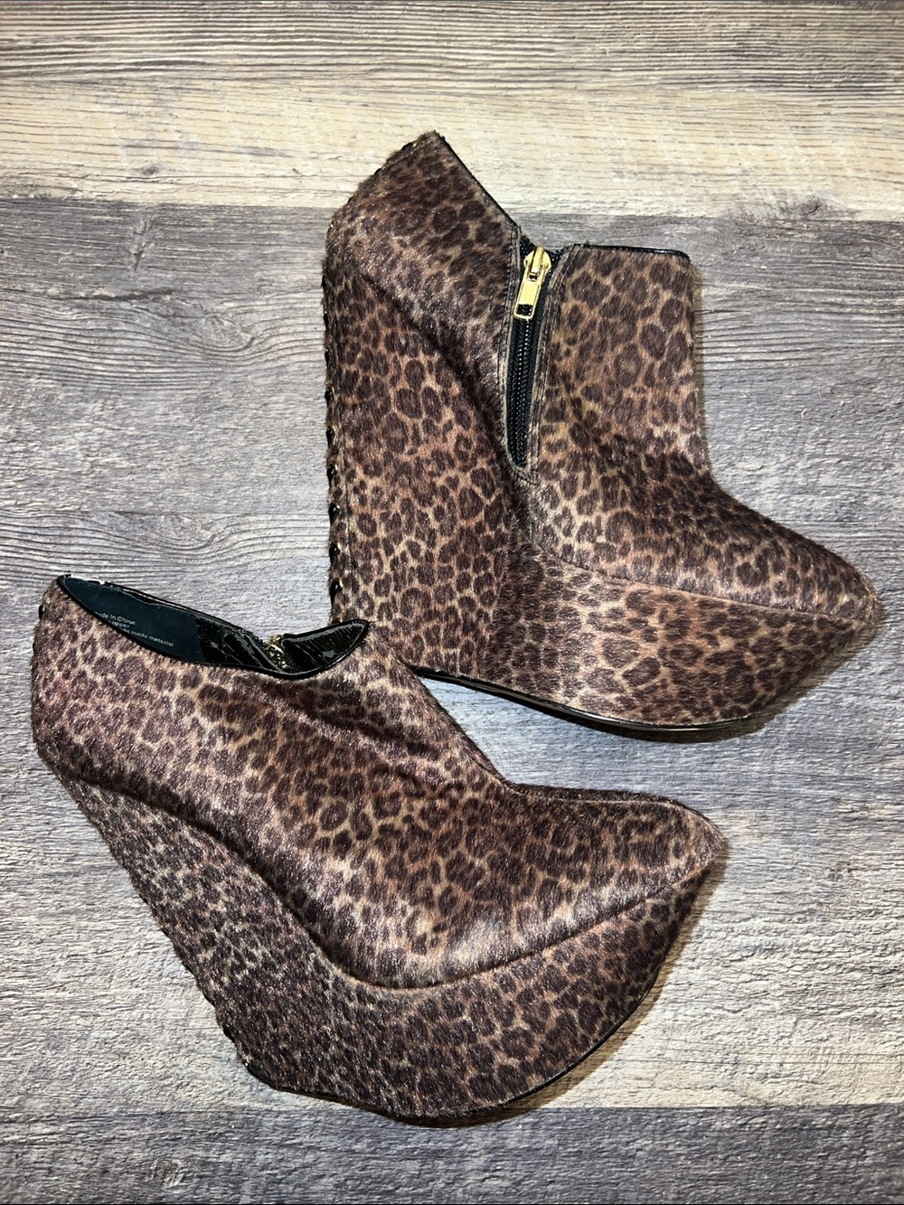Wild Pair Leopard Cheetah Platform Wedge Booties 9.5 Y2K